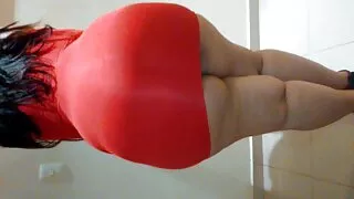 تحولت مثليه إلى رجل والملاعين صديقتها سكسي توركي مع الديك المطاط