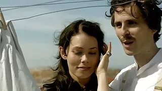 شقراء مع كبير الثدي في سكسي تركي جديد جوارب أخذت اثنين من الديوك