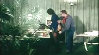 الفرخ لاكشيري مع النظارات يضغط الديك من حبيبها حتى فلم سكسي تركي لا تشعر بالملل