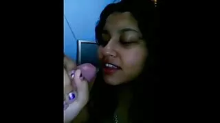 شابة شقراء مارس الجنس بعنف تمزيق جوارب سكسي توركي طويلة