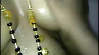 جميلة سكسي فرح تركي سمراء الملاعين تماما مع رجل و رجل